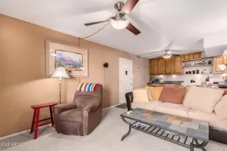 Photo #4: 6373324 Listing