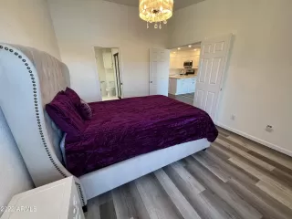 Photo #5: 6373459 Listing