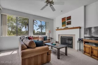 Photo #5: 6373518 Listing