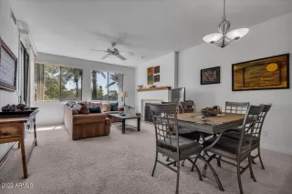 Photo #6: 6373518 Listing