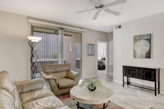 Photo #5: 6373598 Listing