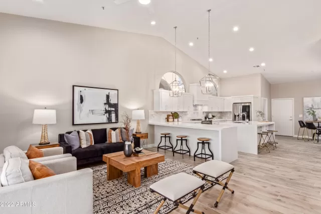 MLS: 6373619 Condo For Sale