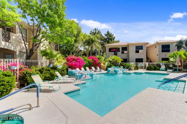 MLS: 6373679 Condo For Sale