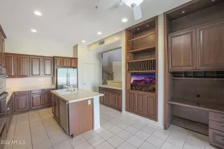 Photo #2: 6373682 Listing