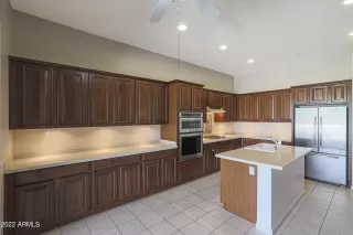 Photo #4: 6373682 Listing