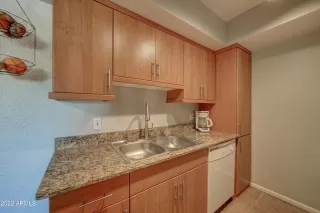 Photo #6: 6373729 Listing 