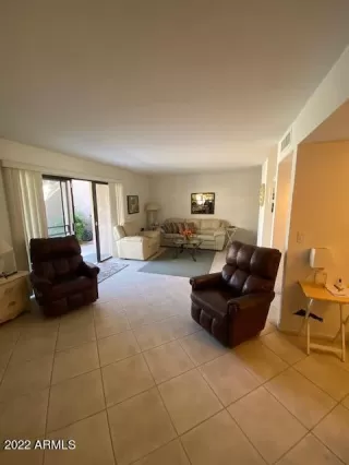 Photo #3: 6373798 Listing 