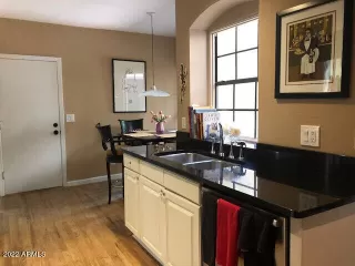 Photo #5: 6373827 Listing 