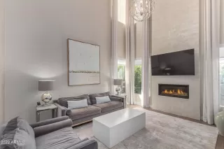 Photo #5: 6374063 Listing 