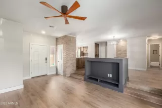 Photo #4: 6374150 Listing