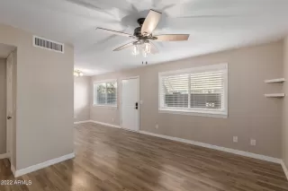 Photo #5: 6374793 Listing