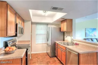 Photo #6: 6375148 Listing 