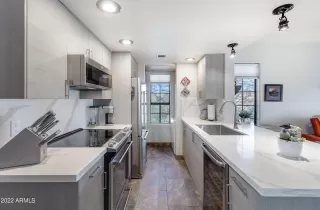 Photo #5: 6375210 Listing