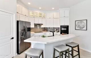 Photo #5: 6375250 Listing