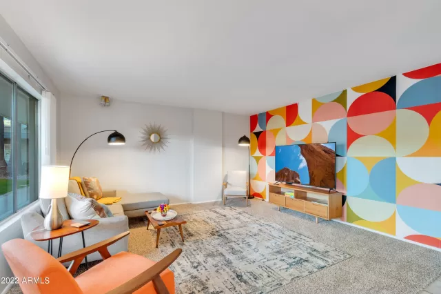 MLS: 6375385 Condo For Sale
