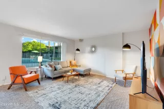 Photo #4: 6375385 Listing
