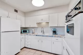 Photo #5: 6375385 Listing