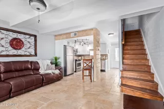 Photo #2: 6375409 Listing 