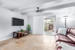 Photo #4: 6375409 Listing 