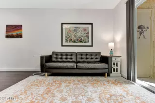 Photo #5: 6375410 Listing 