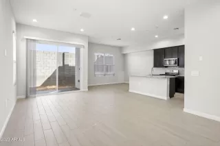 Photo #2: 6375514 Listing 