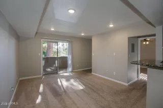 Photo #3: 6375837 Listing 