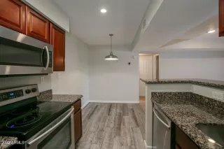 Photo #5: 6375837 Listing 