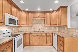 Photo #1: 6375919 Listing 