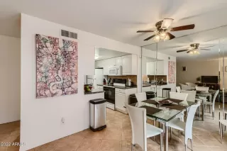 Photo #3: 6376313 Listing