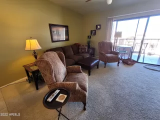 Photo #5: 6376538 Listing