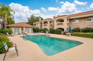 Photo #4: 6376627 Listing