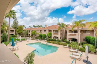 Photo #5: 6376627 Listing