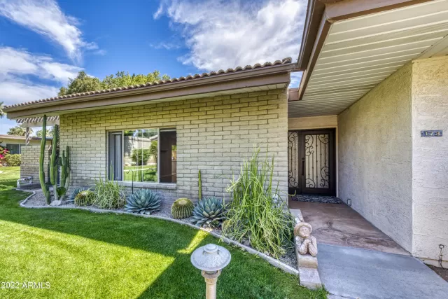 MLS: 6376698 Condo For Sale