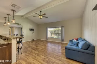 Photo #3: 6376698 Listing