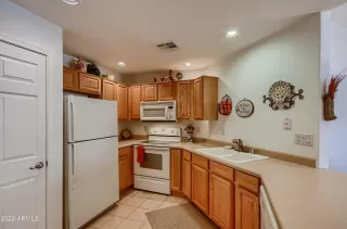 Photo #3: 6376829 Listing 