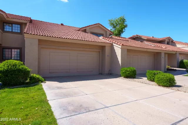 MLS: 6377017 Condo For Sale
