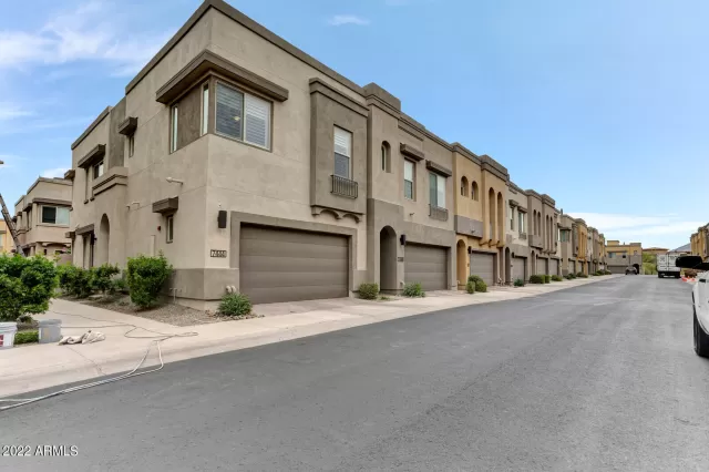 MLS: 6377151 Condo For Sale