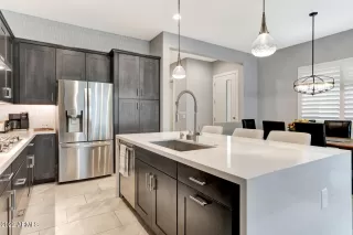 Photo #4: 6377151 Listing