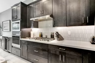 Photo #5: 6377151 Listing