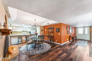 Photo #4: 6377191 Listing