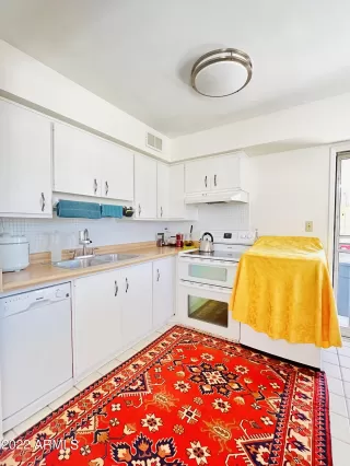 Photo #3: 6377236 Listing 