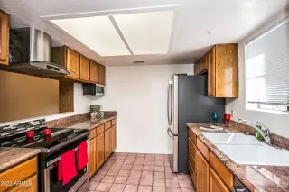 Photo #6: 6377273 Listing