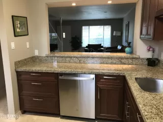 Photo #6: 6377299 Listing 