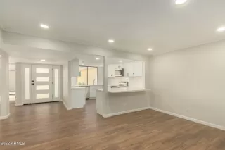 Photo #6: 6377342 Listing 