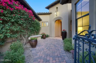 Photo #3: 6377461 Listing