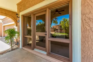 Photo #5: 6377614 Listing