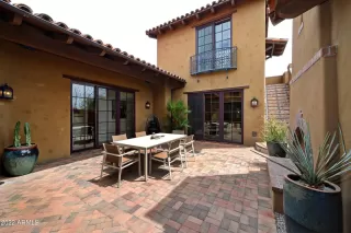 Photo #3: 6378010 Listing