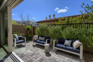 Photo #2: 6378026 Listing