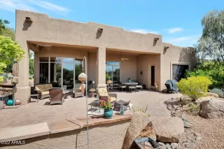 Photo #6: 6378098 Listing 