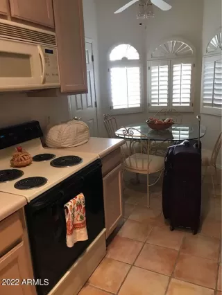 Photo #4: 6378099 Listing